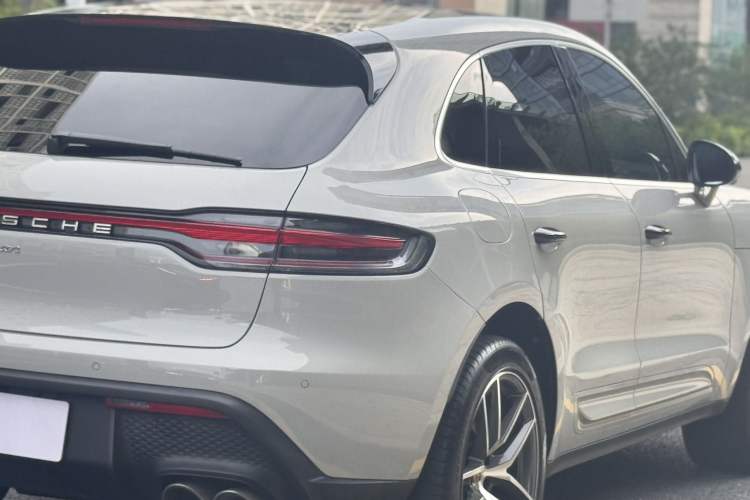 Used Porsche Macan 2023 Macan S 2.9T Rear Right 45 Deg