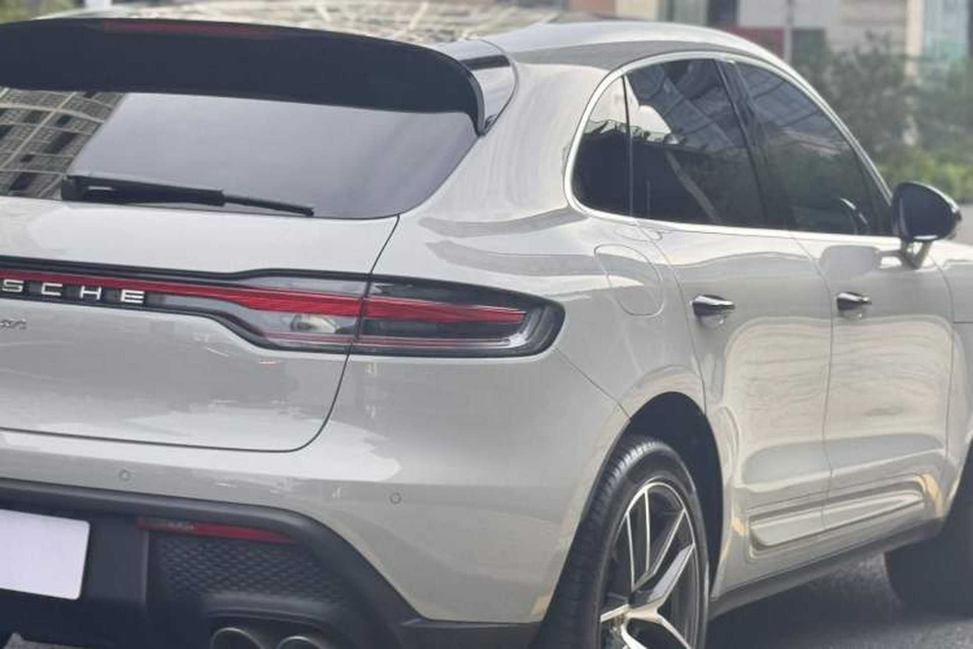 Used Porsche Macan 2023 Macan S 2.9T Rear Right 45 Deg