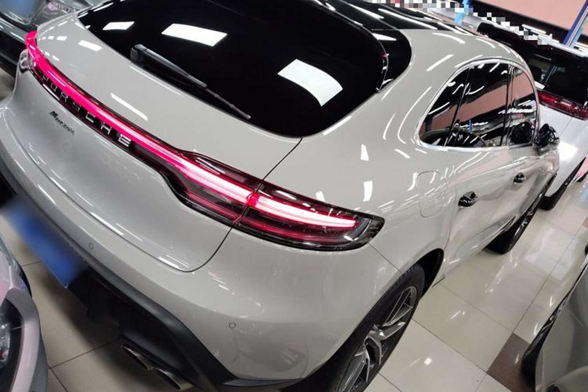 Used Porsche Macan 2023 Macan S 2.9T Rear Right 45 Deg