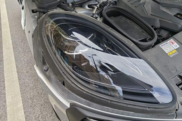 Used Porsche Macan 2023 Macan 2.0T Right Front Headlight