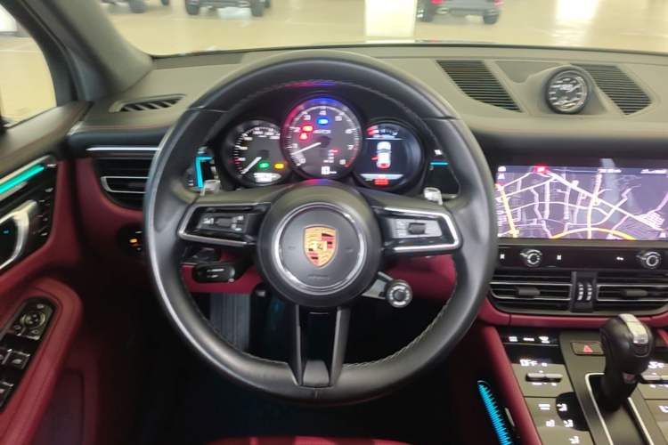 Used Porsche Macan 2023 Macan GTS 2.9T Steering Wheel