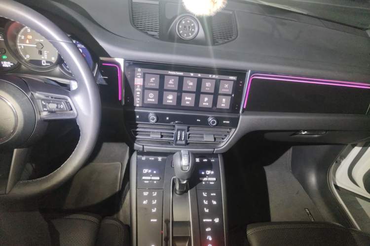 Used Porsche Macan 2023 Macan 2.0T Audio And AC Panel
