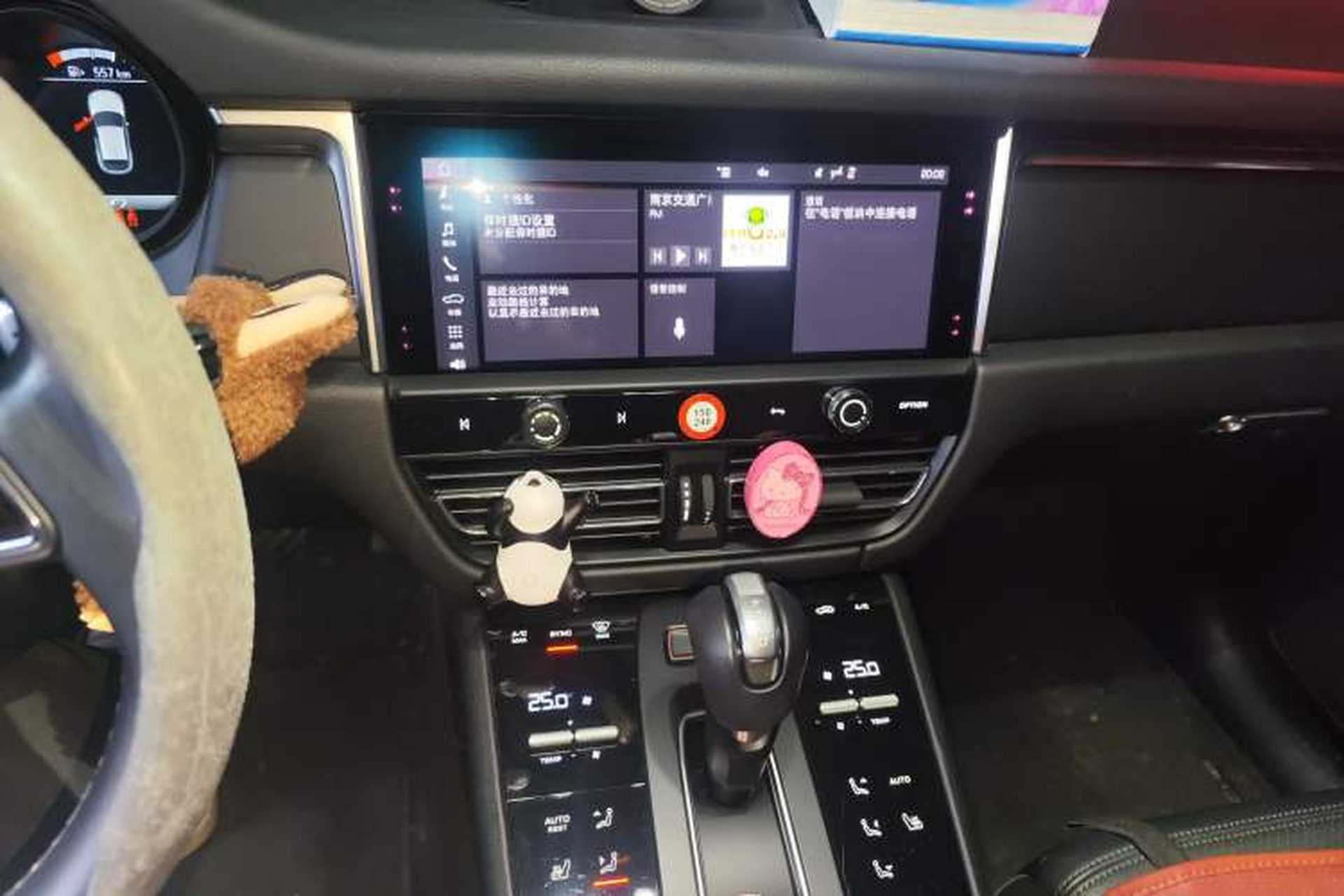 Used Porsche Macan 2023 Macan 2.0T Audio And AC Panel