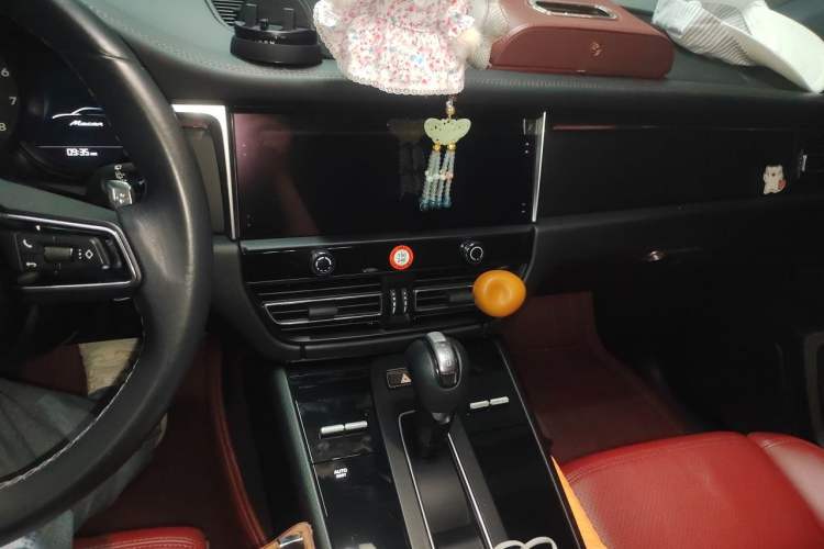 Used Porsche Macan 2023 Macan T 2.0T Audio And AC Panel