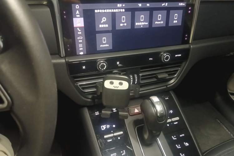 Used Porsche Macan 2023 Macan 2.0T Audio And AC Panel