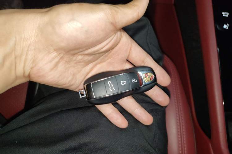 Used Porsche Macan 2023 Macan 2.0T Audio And AC Panel
