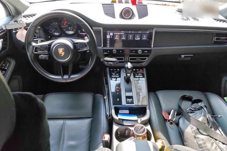 Used Porsche Macan 2023 Macan 2.0T Center Console