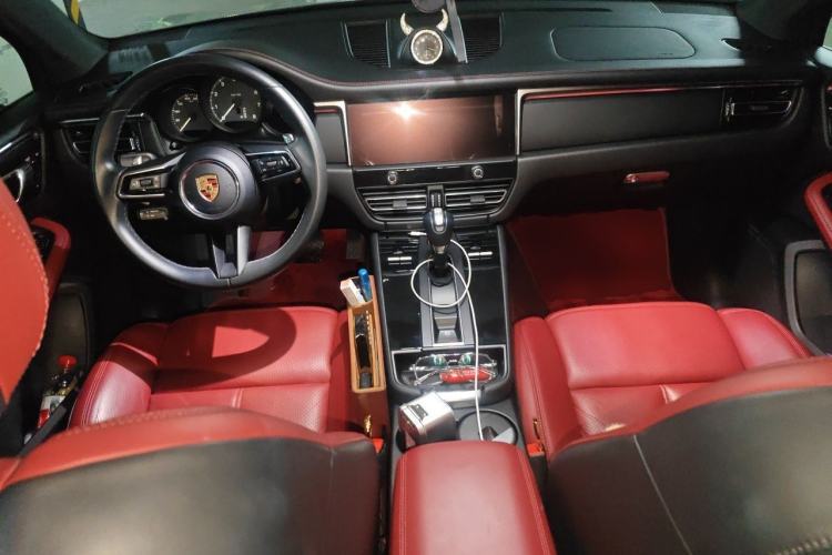 Used Porsche Macan 2023 Macan 2.0T Center Console