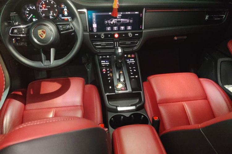 Used Porsche Macan 2023 Macan 2.0T Center Console