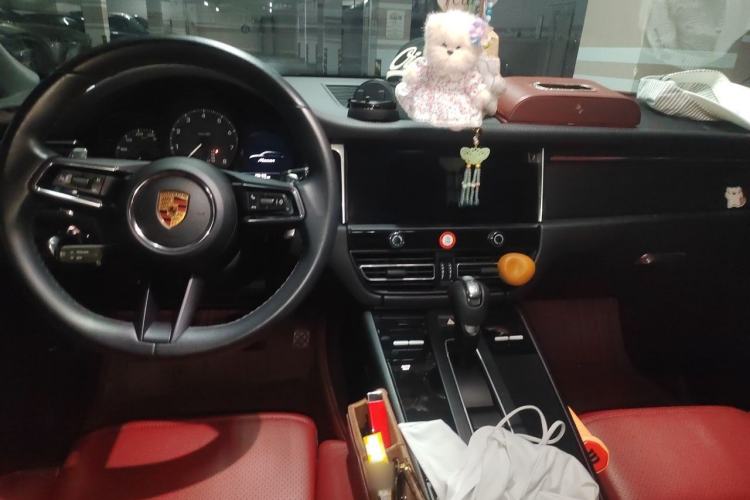 Used Porsche Macan 2023 Macan T 2.0T Center Console