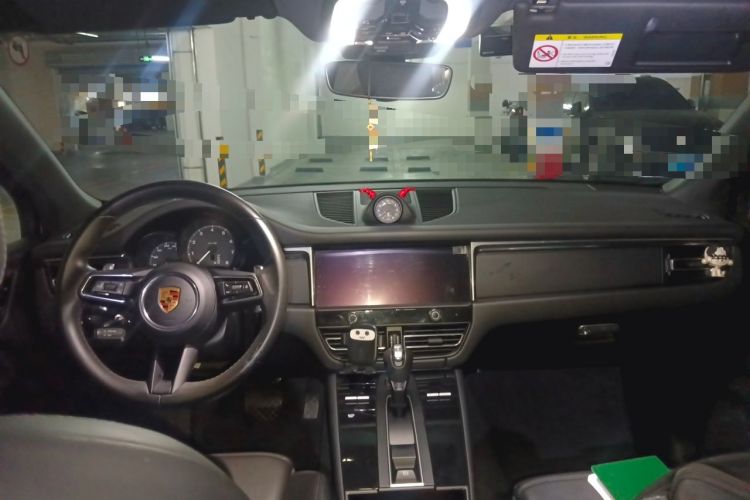 Used Porsche Macan 2023 Macan 2.0T Center Console