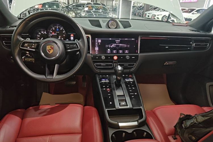 Used Porsche Macan 2023 Macan 2.0T Center Console