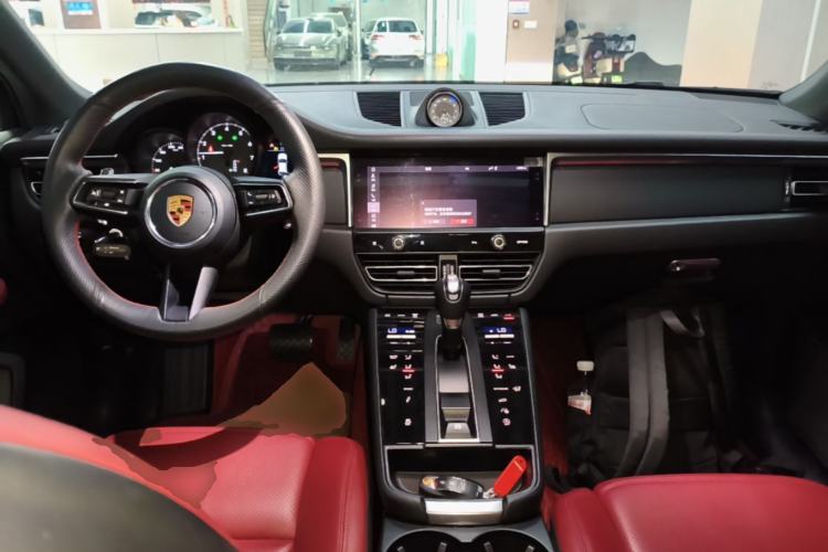 Used Porsche Macan 2023 Macan 2.0T Center Console