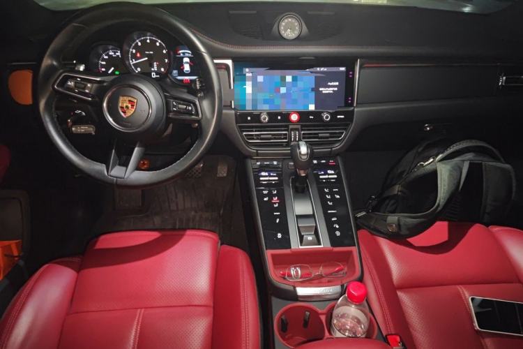 Used Porsche Macan 2023 Macan 2.0T Center Console