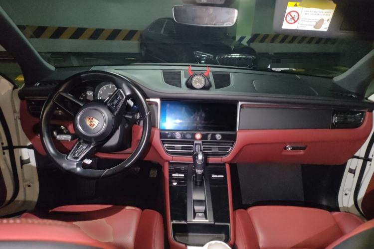 Used Porsche Macan 2023 Macan 2.0T Center Console
