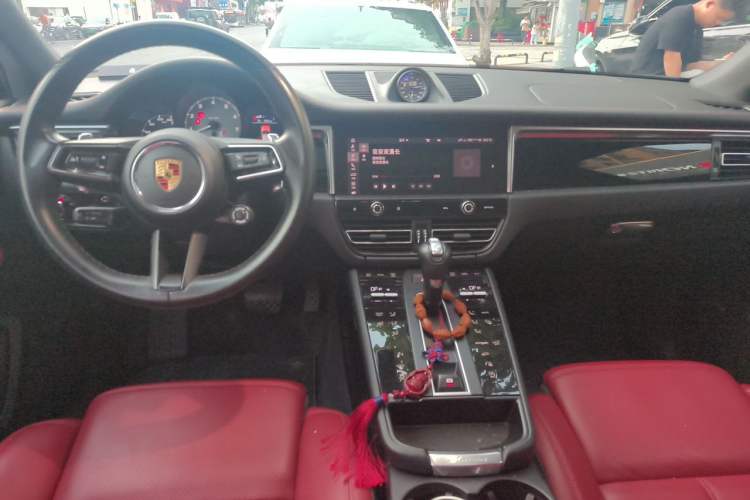 Used Porsche Macan 2023 Macan S 2.9T Center Console