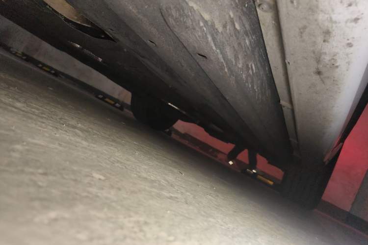 Used Porsche Macan 2023 Macan 2.0T Chassis Front Left