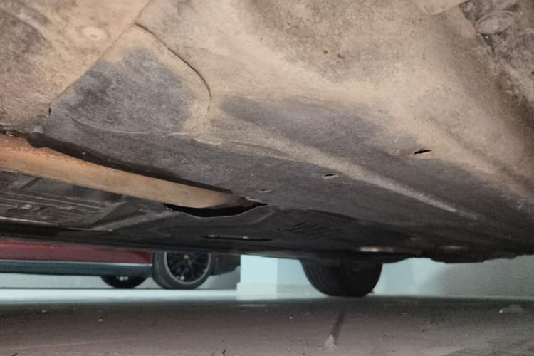 Used Porsche Macan 2023 Macan T 2.0T Chassis Front Left