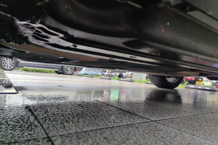 Used Porsche Macan 2023 Macan 2.0T Chassis Front Left