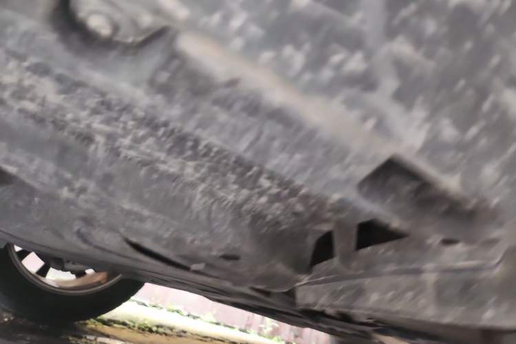 Used Porsche Macan 2023 Macan 2.0T Chassis Front Left