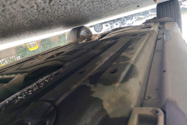 Used Porsche Macan 2023 Macan 2.0T Chassis Front Right