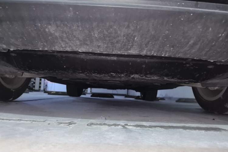 Used Porsche Macan 2023 Macan 2.0T Chassis Front