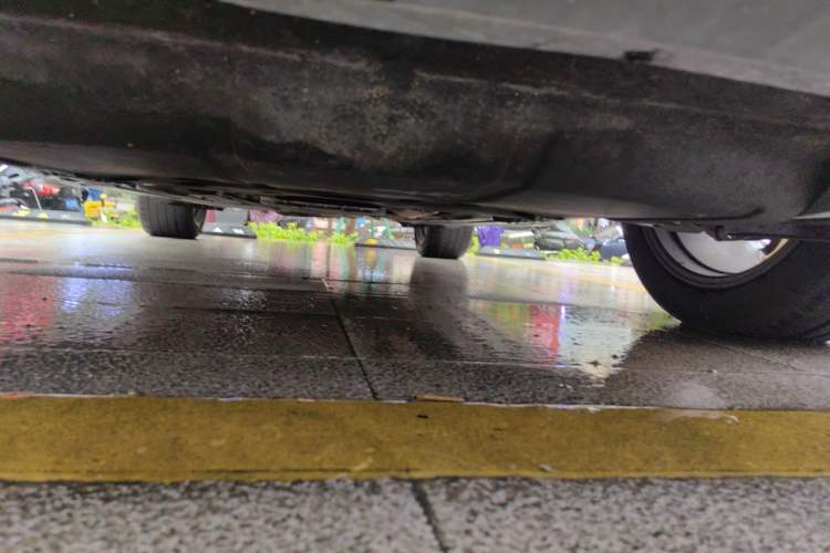 Used Porsche Macan 2023 Macan 2.0T Chassis Front