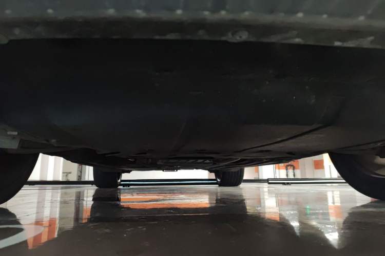 Used Porsche Macan 2023 Macan 2.0T Chassis Front