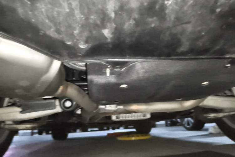 Used Porsche Macan 2023 Macan 2.0T Chassis Rear