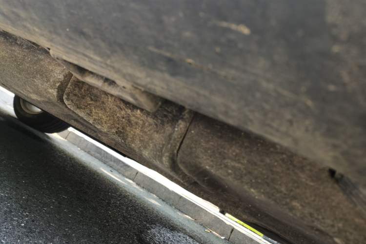 Used Porsche Macan 2023 Macan T 2.0T Chassis Rear Left