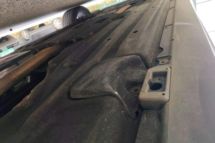 Used Porsche Macan 2023 Macan 2.0T Chassis Rear Left