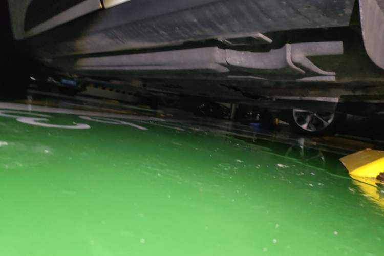 Used Porsche Macan 2023 Macan 2.0T Chassis Rear Left