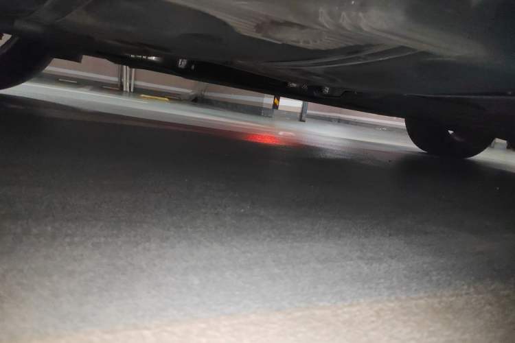Used Porsche Macan 2023 Macan T 2.0T Chassis Rear Right