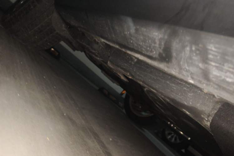 Used Porsche Macan 2023 Macan 2.0T Chassis Rear Right