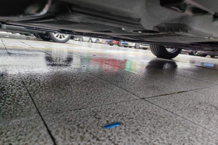 Used Porsche Macan 2023 Macan 2.0T Chassis Rear Right
