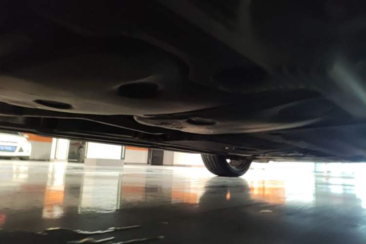 Used Porsche Macan 2023 Macan 2.0T Chassis Rear Right