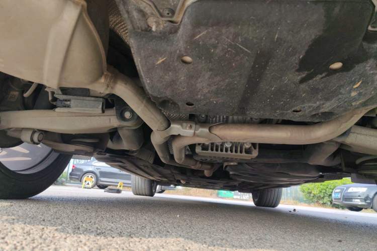 Used Porsche Macan 2023 Macan 2.0T Chassis Rear
