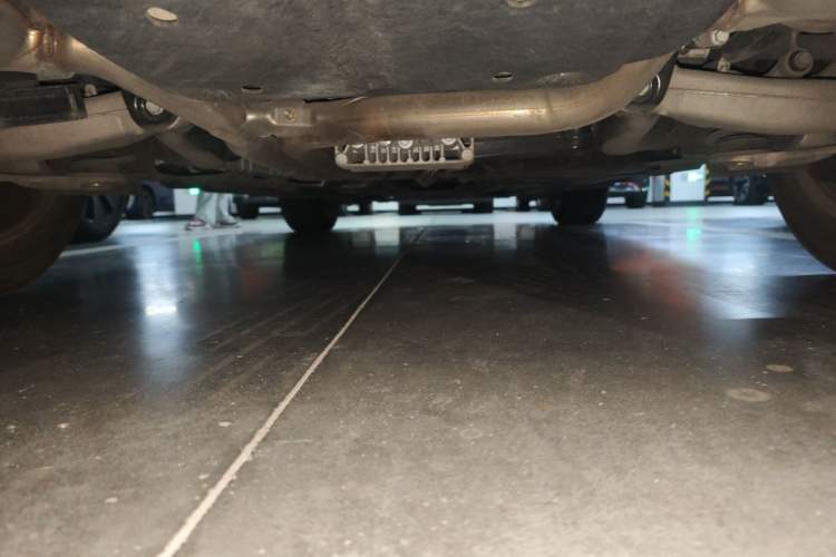 Used Porsche Macan 2023 Macan 2.0T Chassis Rear