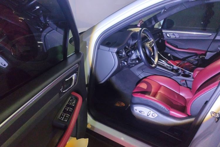 Used Porsche Macan 2023 Macan 2.0T Driver Seat