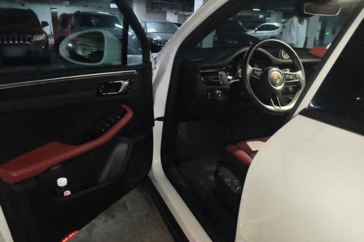 Used Porsche Macan 2023 Macan 2.0T Driver Seat