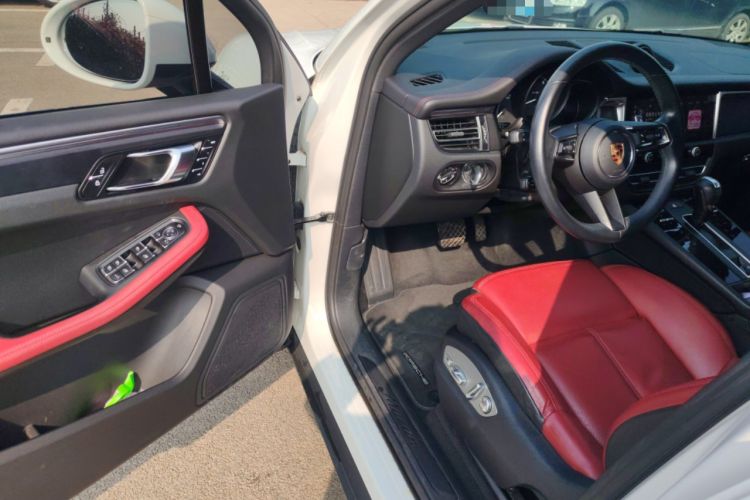 Used Porsche Macan 2023 Macan 2.0T Driver Seat