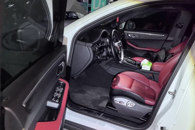 Used Porsche Macan 2023 Macan 2.0T Driver Seat