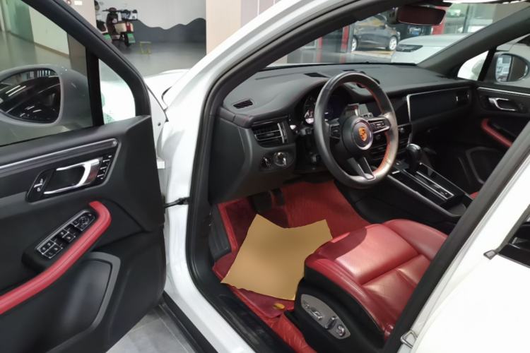 Used Porsche Macan 2023 Macan 2.0T Driver Seat