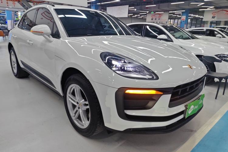 Used Porsche Macan 2023 Macan 2.0T Exterior 1
