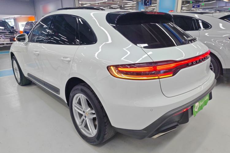Used Porsche Macan 2023 Macan 2.0T Exterior 2