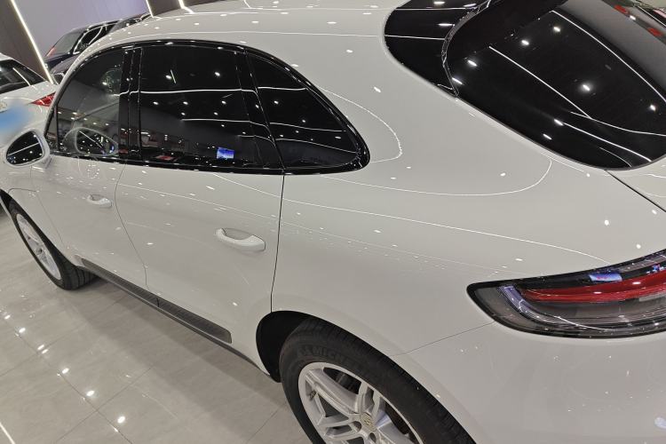 Used Porsche Macan 2023 Macan 2.0T Exterior 3