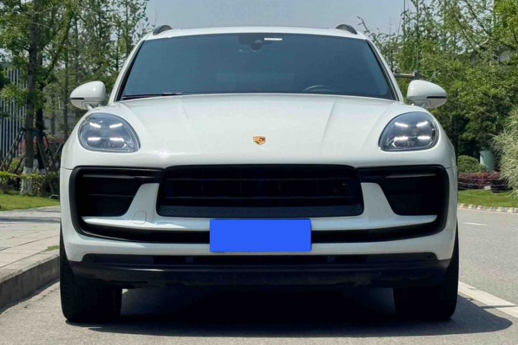 Used Porsche Macan 2023 Macan 2.0T Exterior 7
