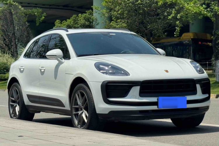 Used Porsche Macan 2023 Macan 2.0T Exterior 8