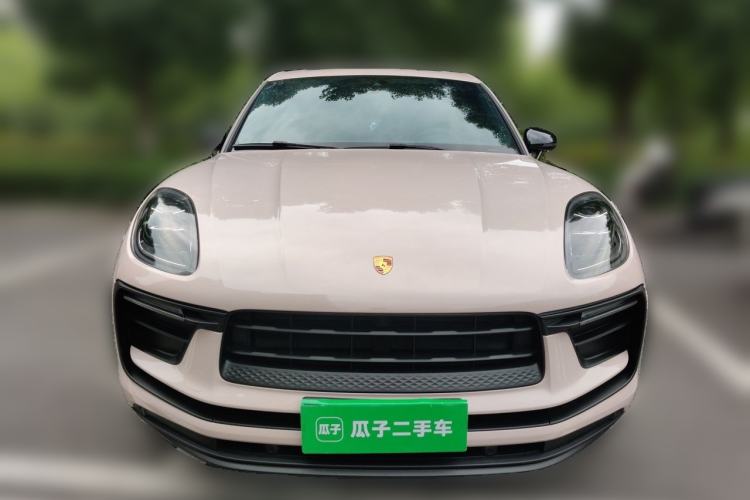 Used Porsche Macan 2023 Macan 2.0T Front