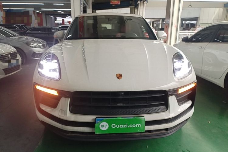 Used Porsche Macan 2023 Macan 2.0T Front